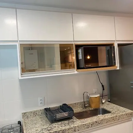 Apt novo e charmoso a uma quadra da Praia do Forte-3